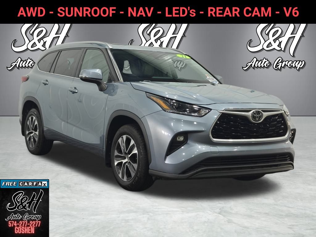 2021 Toyota Highlander XLE's photo