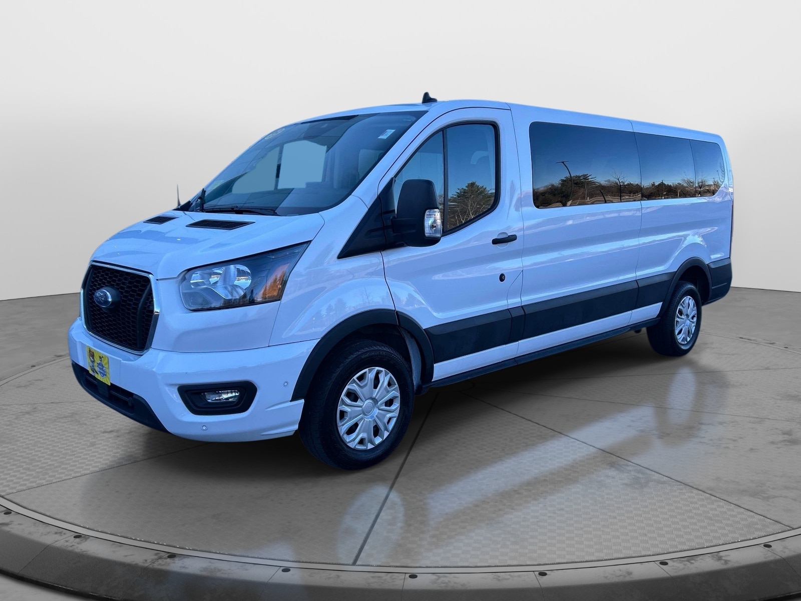 Oxford White 2023 Ford Transit Passenger 350 XLT Low Roof LB RWD Van Rear-Wheel Drive Automatic