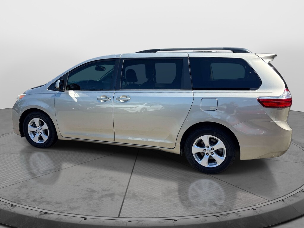 Used 2017 Toyota Sienna LE 8 Passenger Van