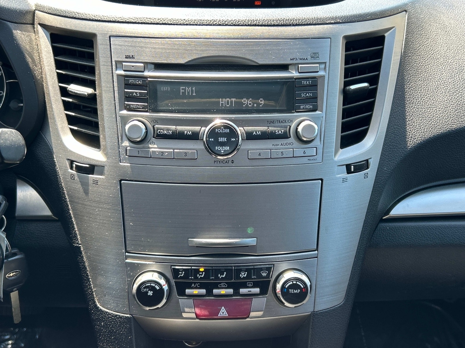 2011 Subaru Outback I Premium - Photo 19