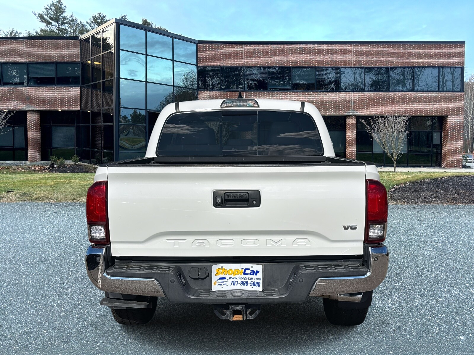2019 Toyota Tacoma SR5 V6 photo 3