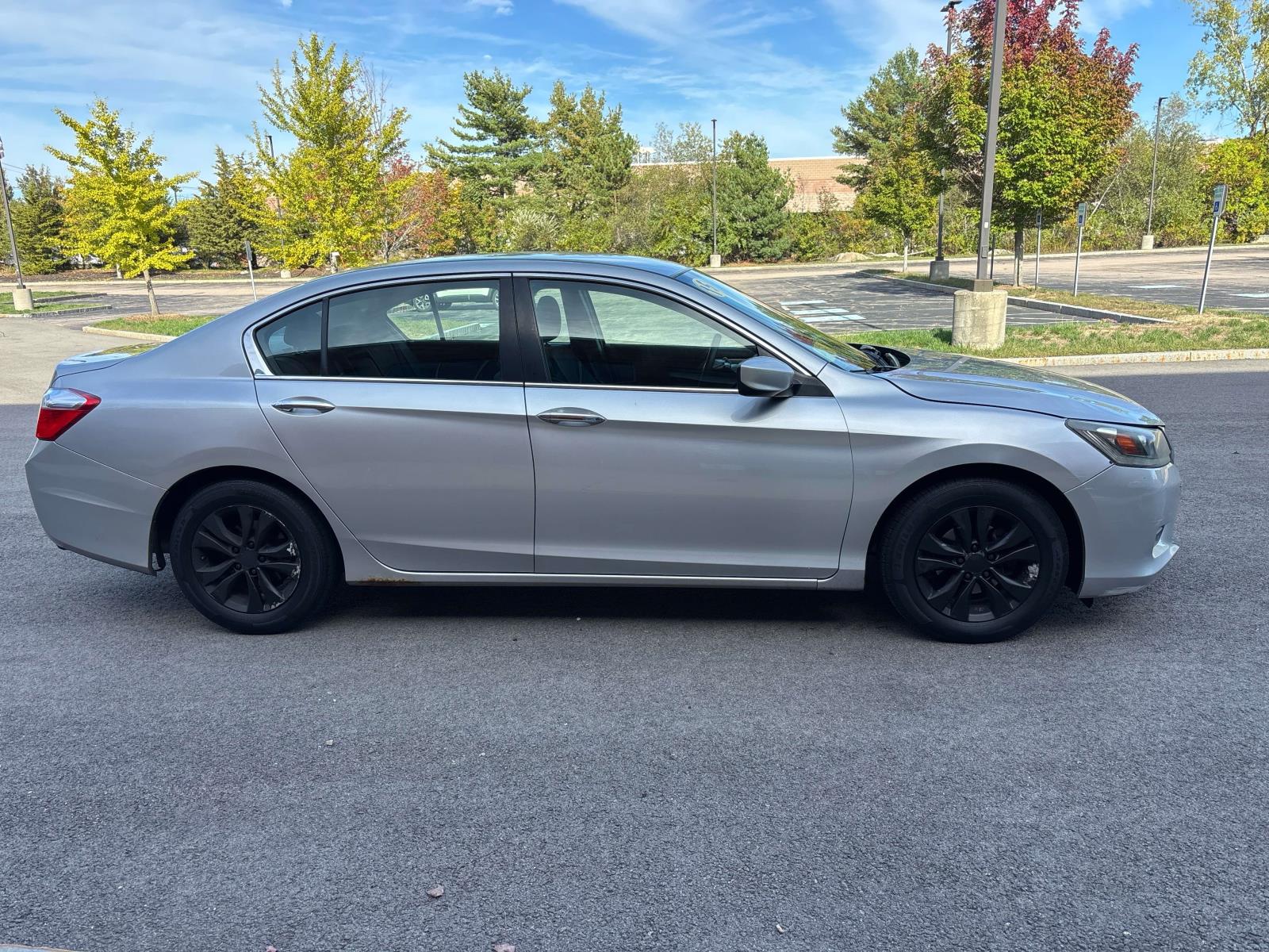 2015 Honda Accord LX photo 4