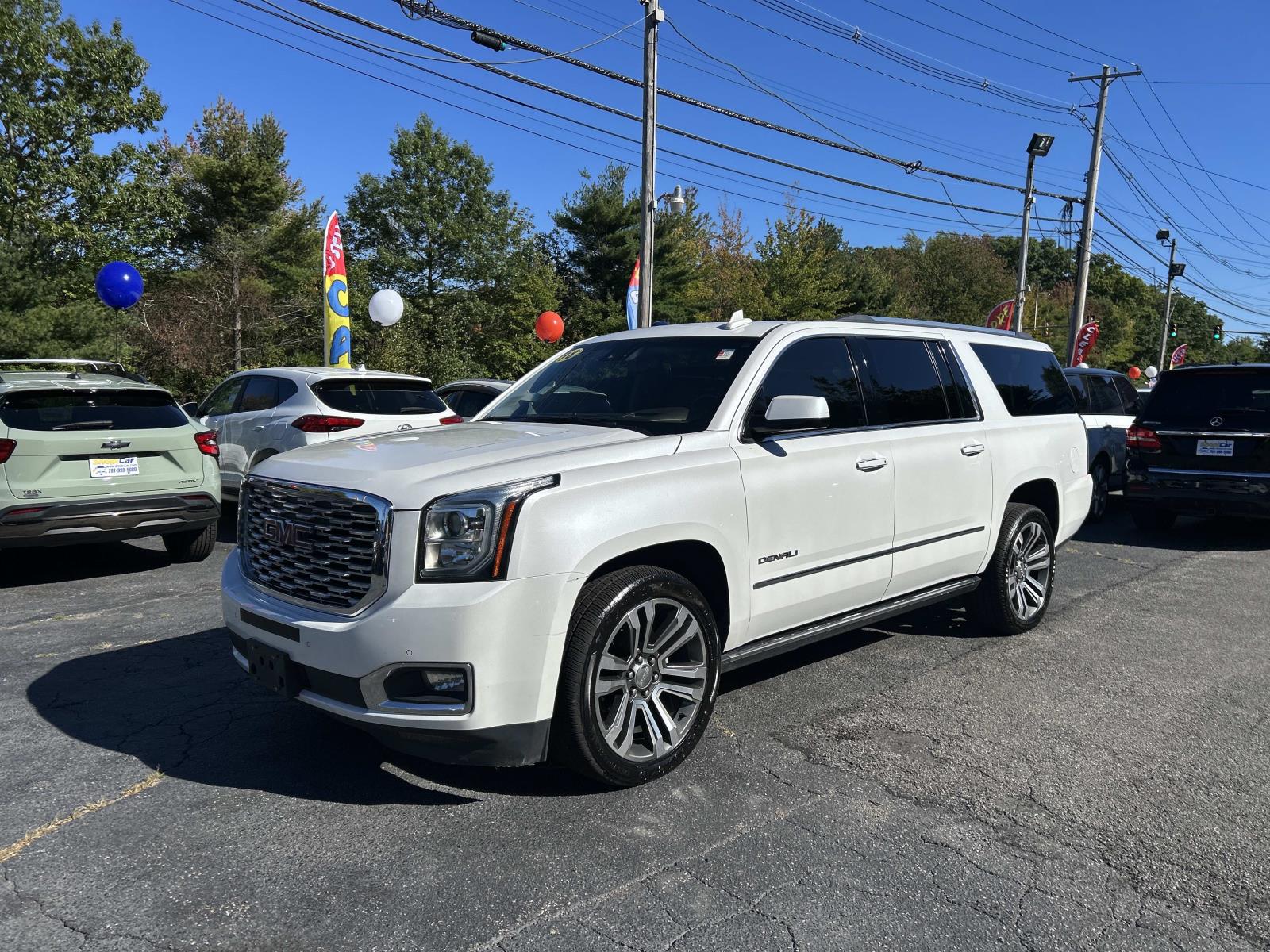 White Frost Tricoat 2018 GMC Yukon XL SUV / Crossover Four-Wheel Drive Automatic