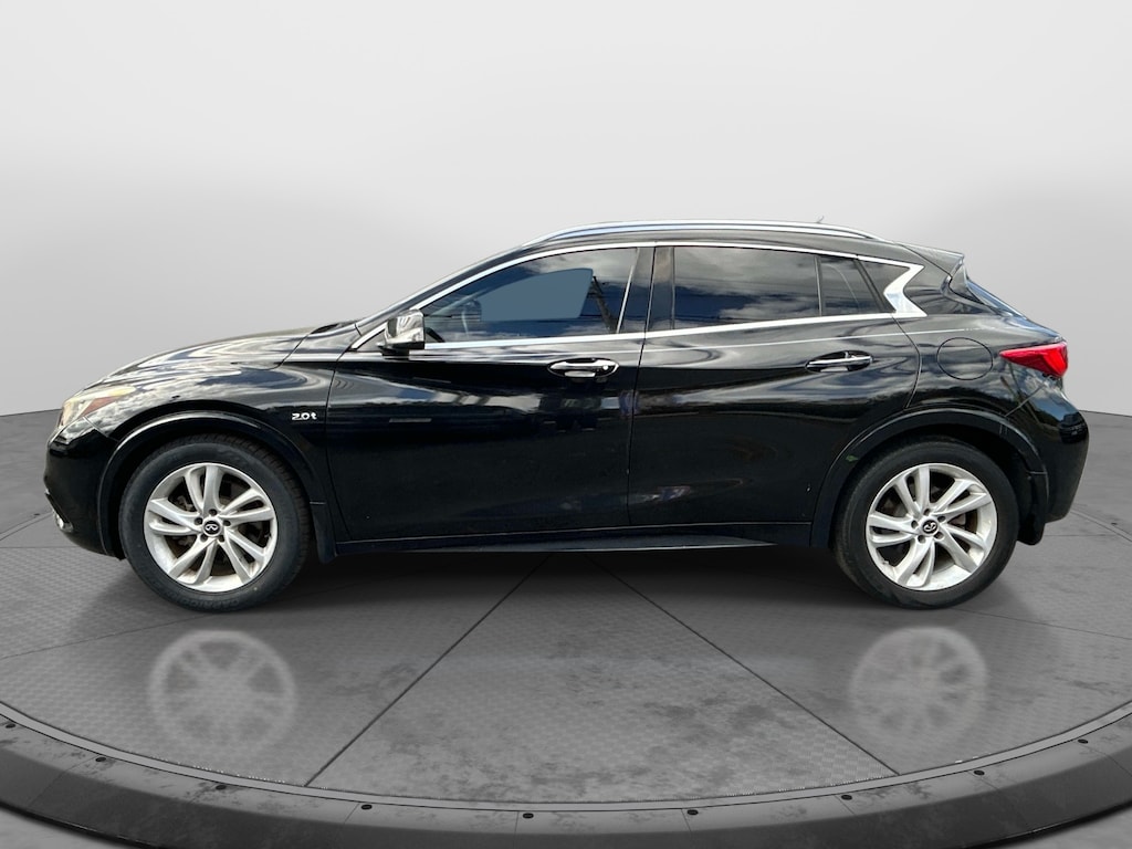 Used 2018 INFINITI QX30 Premium SUV