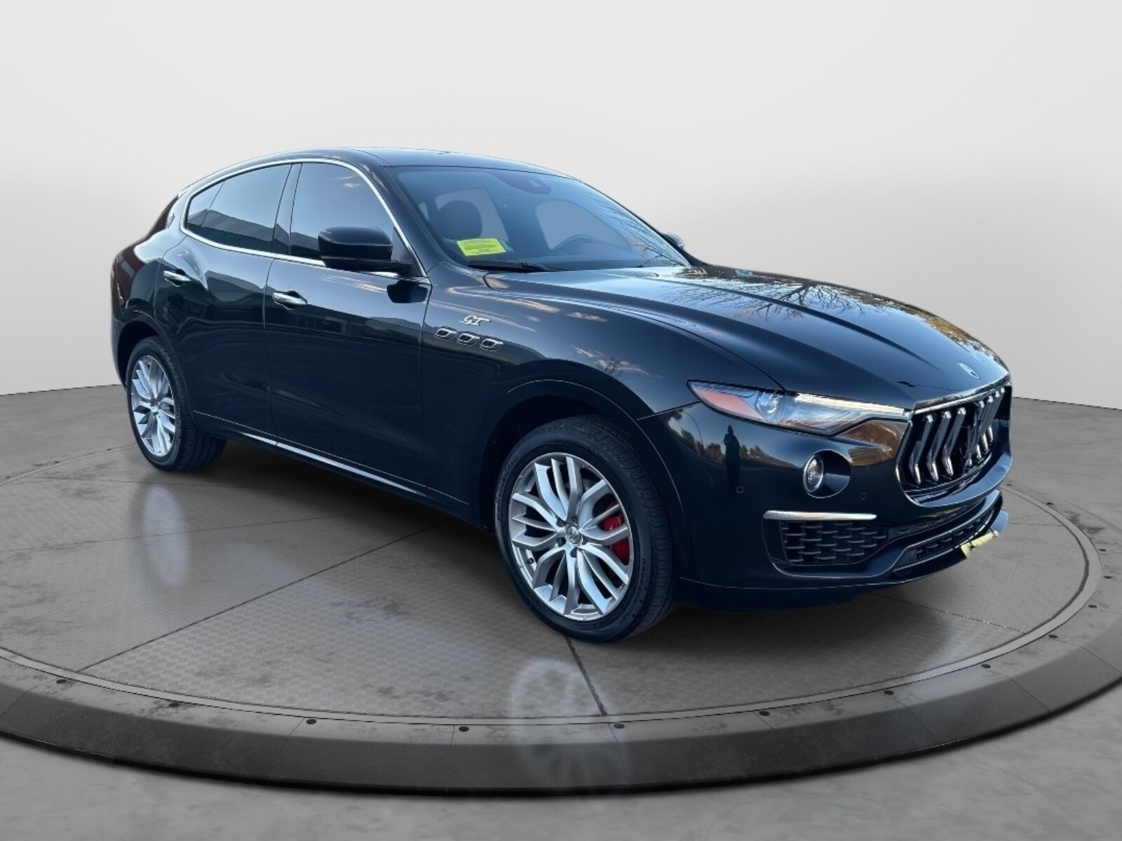 2022 Maserati Levante Base GT photo 3