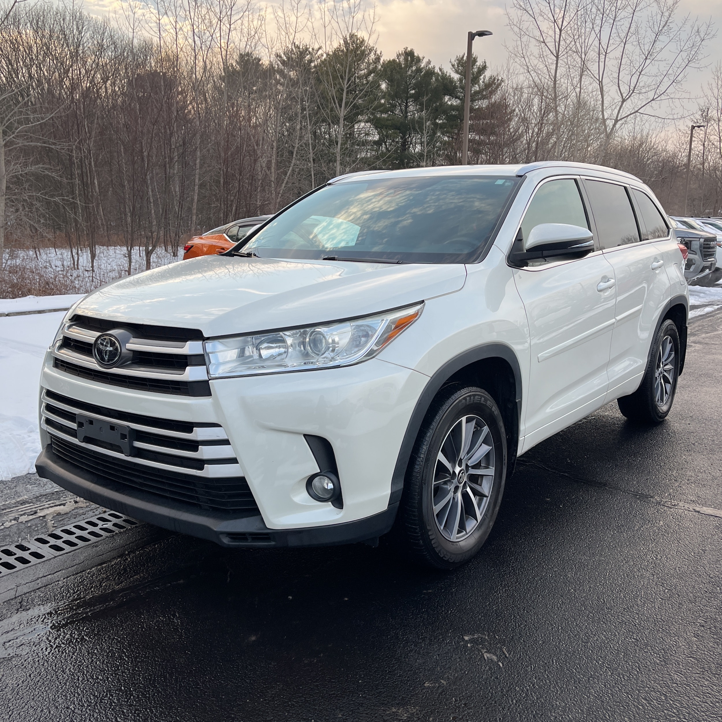 2018 Toyota Highlander XLE's photo