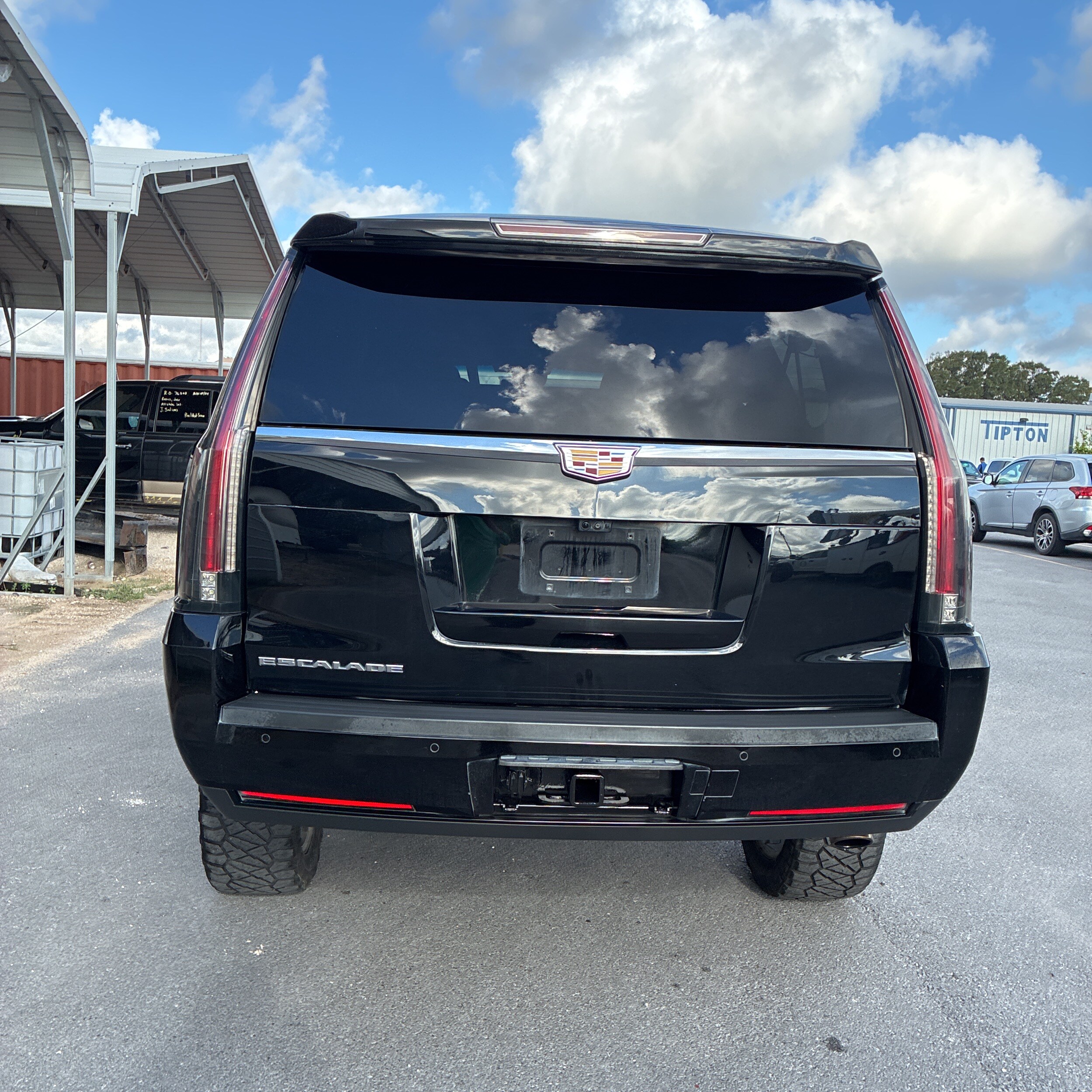 2020 Cadillac Escalade ESV Platinum photo 2