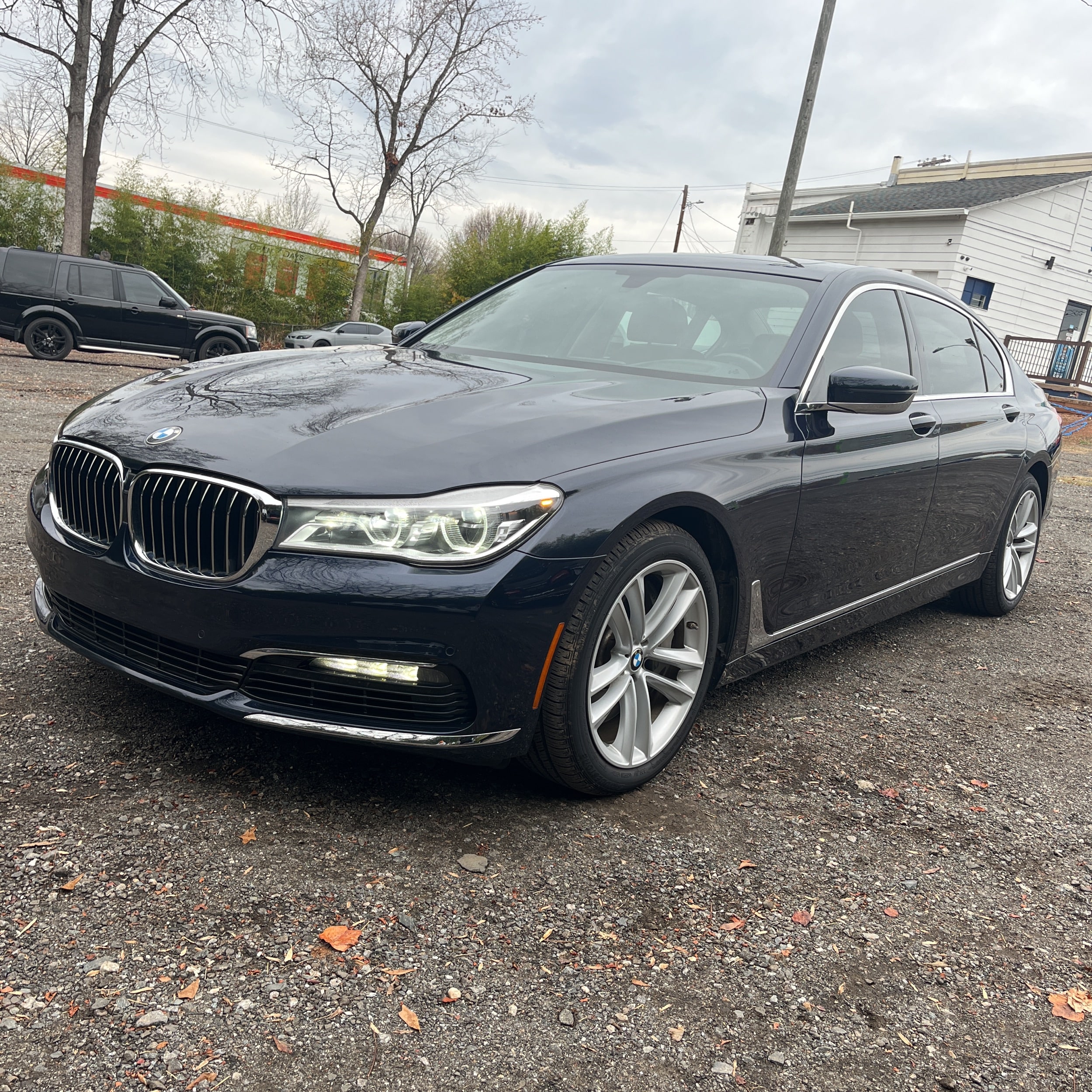 2017 BMW 7 Series 750i's photo