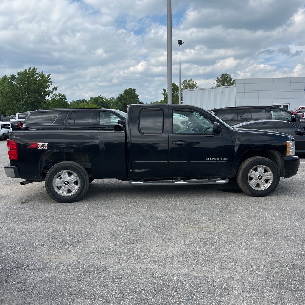 Used 2013 Chevrolet Silverado 1500 LT Z71 1LT PKG 6/12 FT BED 4DR Truck Extended Cab