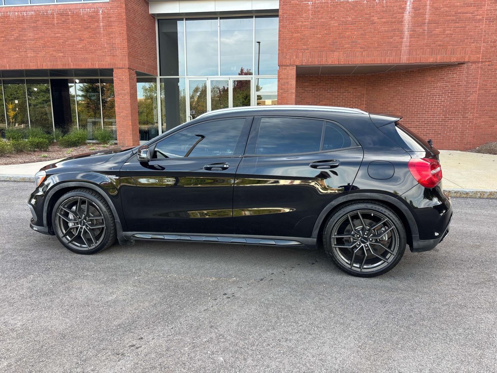 2015 Mercedes Benz GLA 45 AMG 4MATIC photo 2