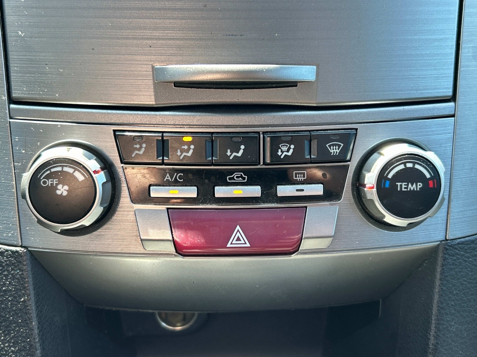 2011 Subaru Outback I Premium - Photo 21