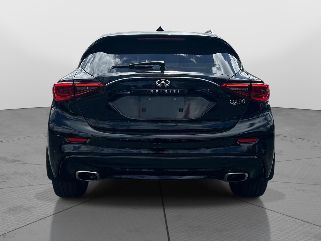 Used 2018 INFINITI QX30 Premium SUV