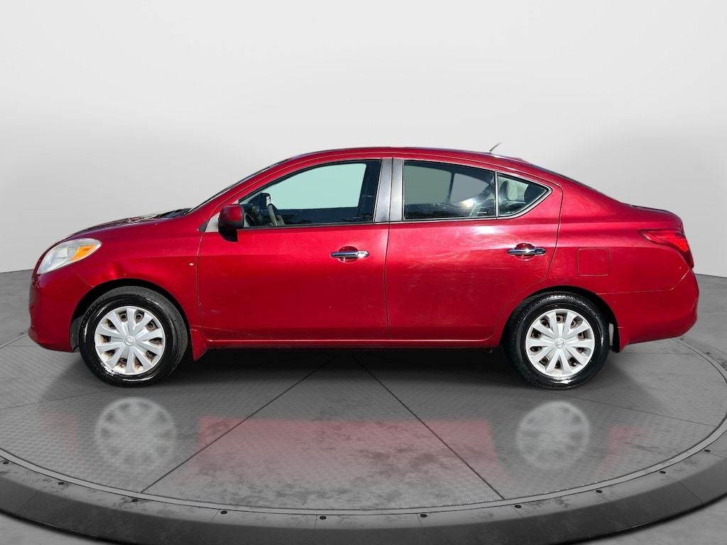 Used 2012 Nissan Versa 1.6 SV Sedan