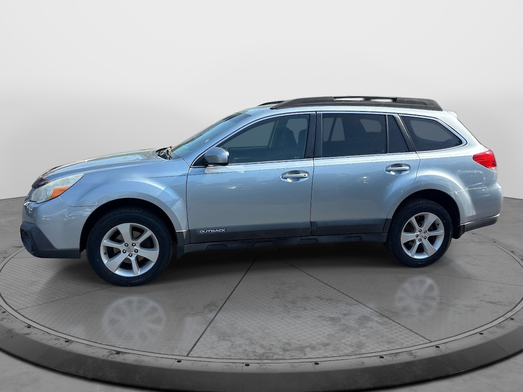 Used 2013 Subaru Outback 2.5i Premium (CVT) SUV