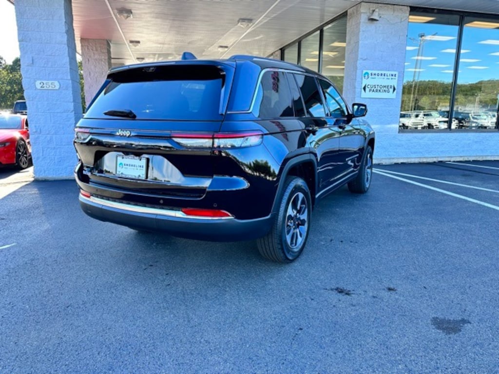 New 2023 Jeep Grand Cherokee 4xe  Sport Utility