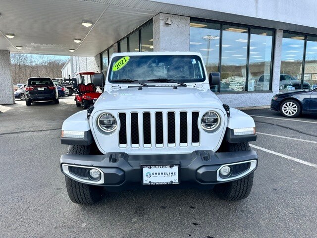 2021 Jeep Wrangler Unlimited Sahara photo 2