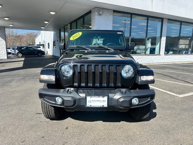 2021 Jeep Wrangler Unlimited Sahara Altitude photo 2