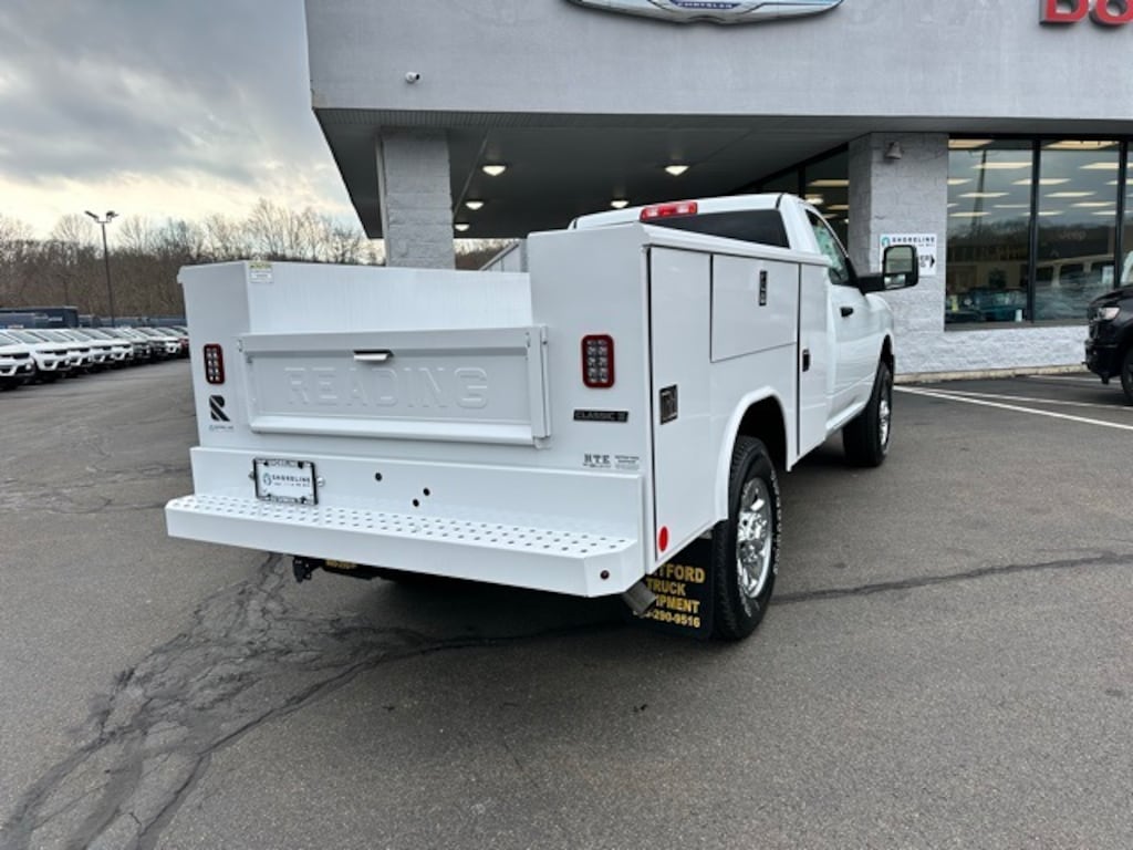 New 2024 Ram 3500 TRADESMAN REGULAR CAB 4X4 8' BOX Pickup