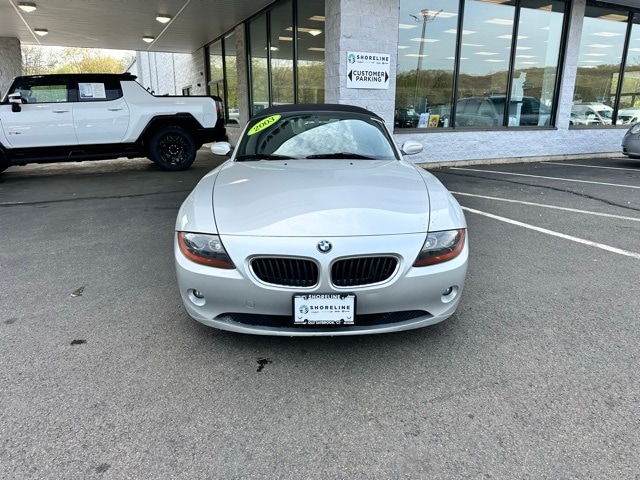 Used 2003 BMW Z4 2.5 with VIN 4USBT33473LR64950 for sale in Old Saybrook, CT