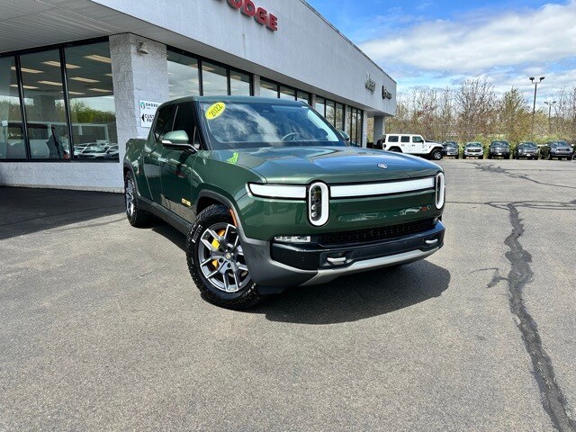 Used 2022 Rivian R1T Adventure with VIN 7FCTGAAAXNN013400 for sale in Old Saybrook, CT