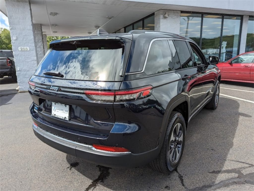 New 2023 Jeep Grand Cherokee 4xe  Sport Utility