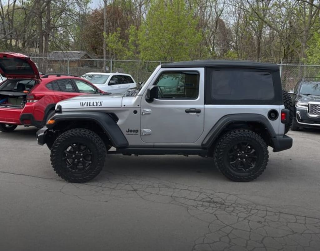 Used 2021 Jeep Wrangler Sport SUV