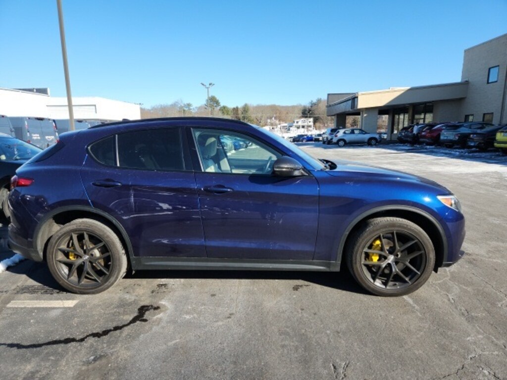Used 2020 Alfa Romeo Stelvio SUV