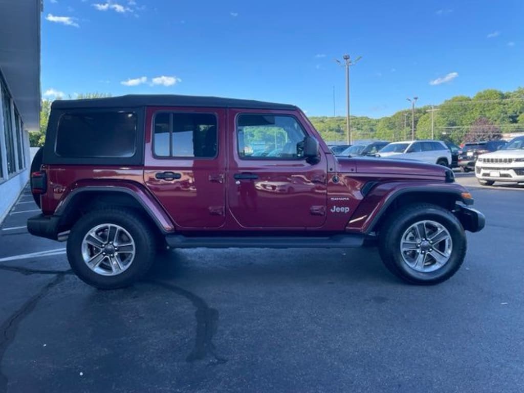 Used 2021 Jeep Wrangler Unlimited Sahara SUV