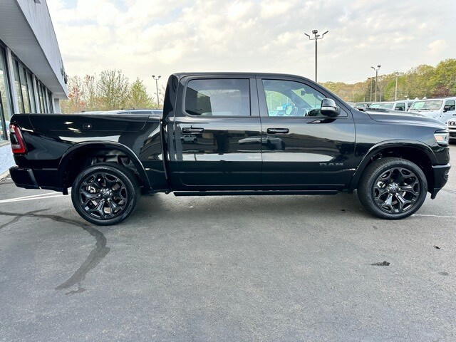 2022 Ram 1500 Limited Night Edition photo 4