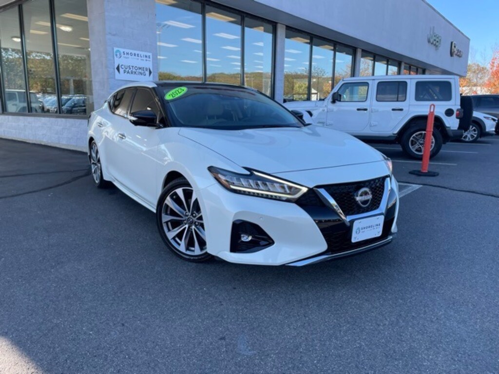 Used 2023 Nissan Maxima Platinum Sedan