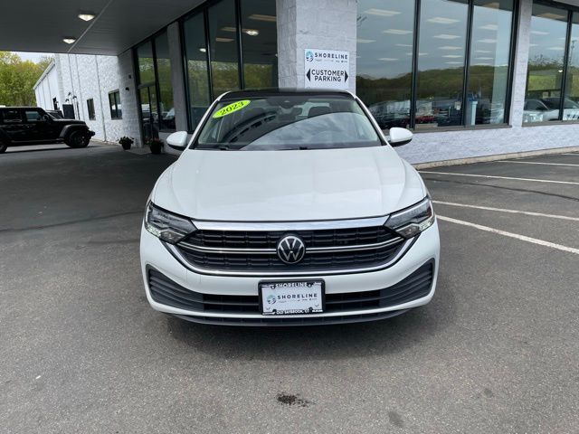3VW7M7BUXPM040392