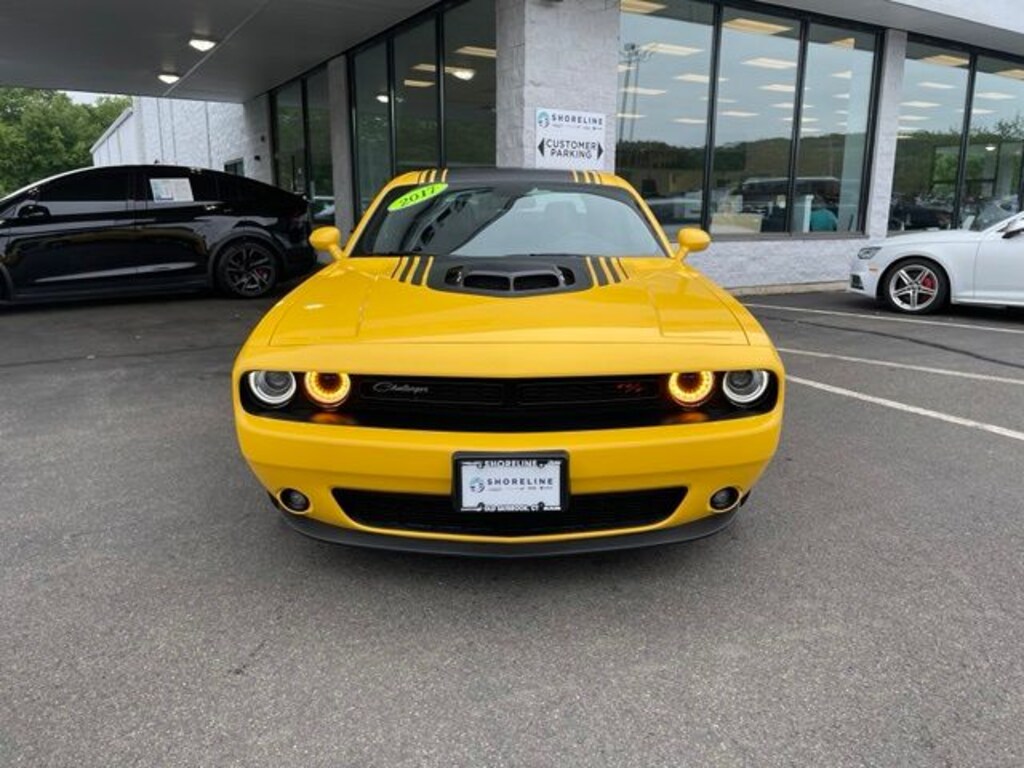 Used 2017 Dodge Challenger R/T Coupe