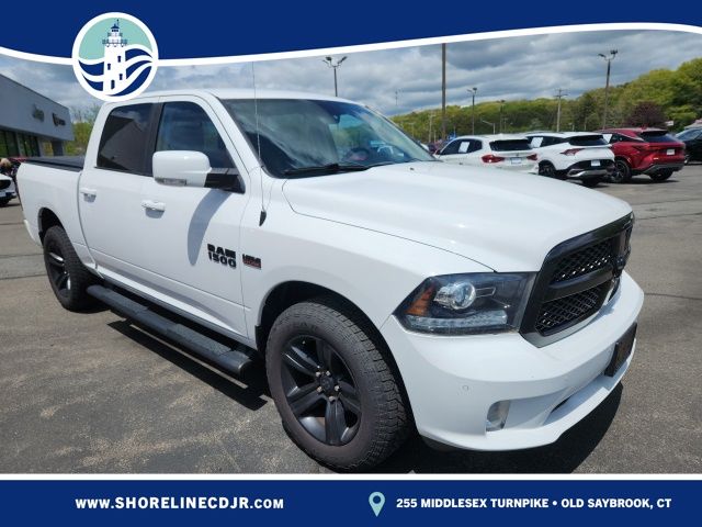 2018 RAM 1500 Night 4x4 Crew Cab 5'7's photo