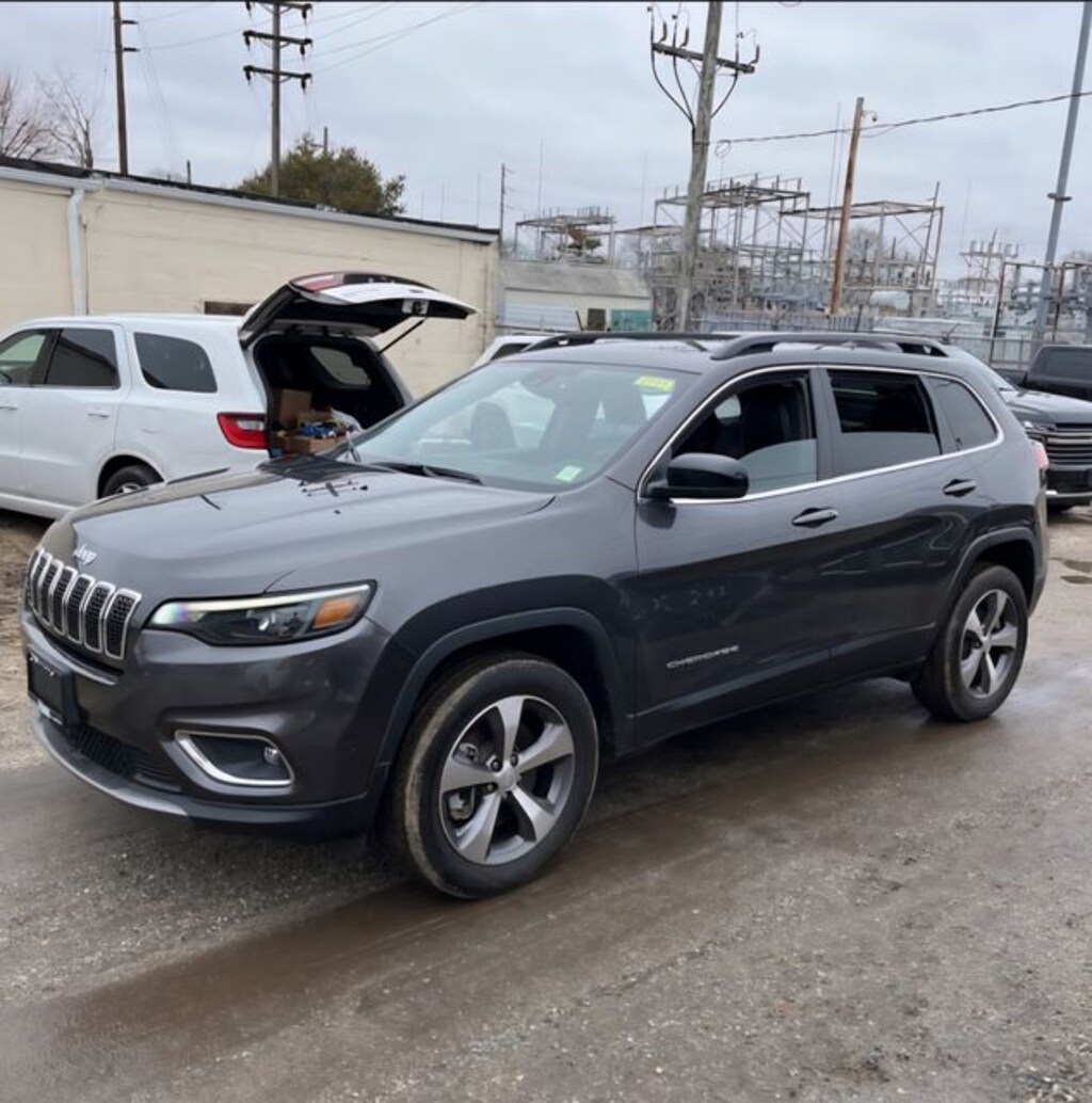 Used 2022 Jeep Cherokee Limited SUV