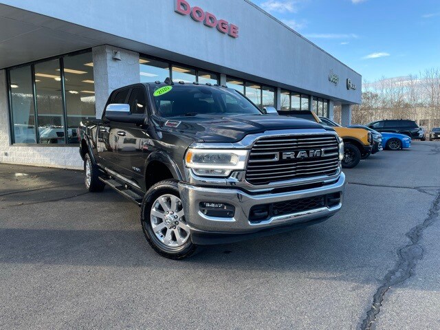 2020 Ram 2500 Laramie photo 3