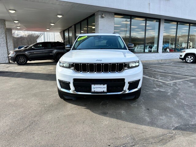 2022 Jeep Grand Cherokee Limited photo 2