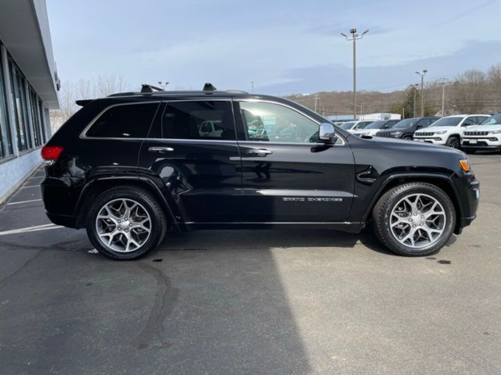 Used 2021 Jeep Grand Cherokee Overland SUV