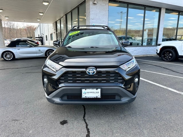 Used 2021 Toyota RAV4 XLE with VIN 2T3R6RFV9MW007074 for sale in Putnam, CT