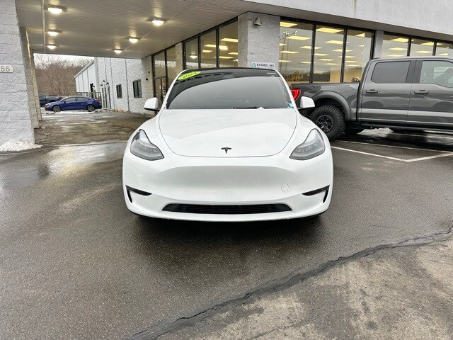 2024 Tesla Model Y Performance photo 2