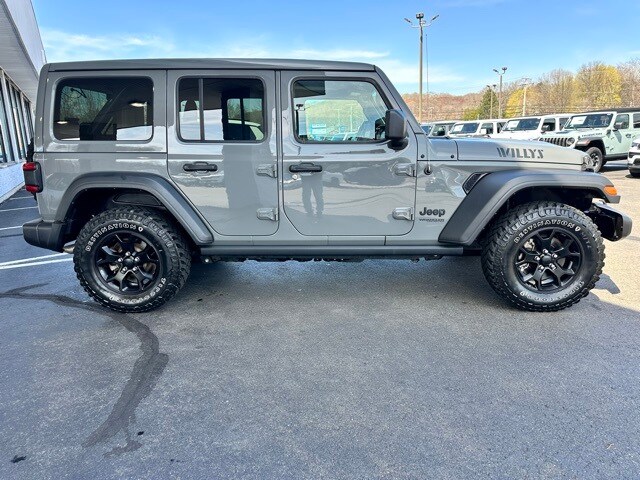 2022 Jeep Wrangler Unlimited Willys photo 4