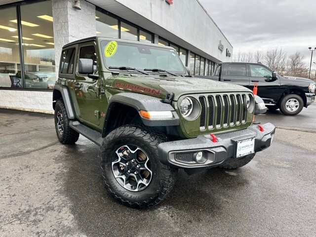 2023 Jeep Wrangler Two-Door Rubicon photo 2