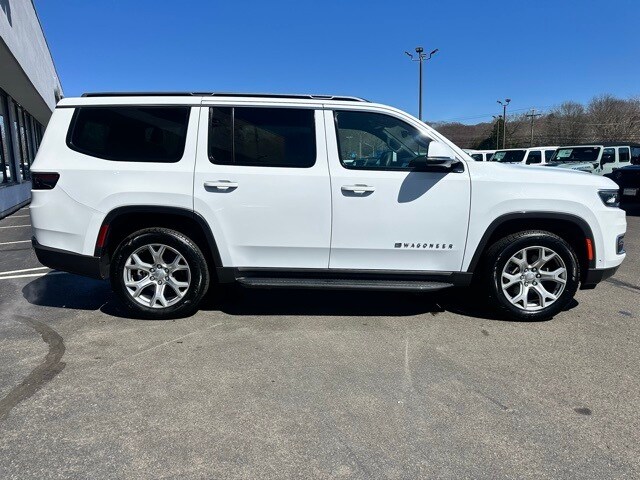 2022 Jeep Wagoneer Series II photo 3