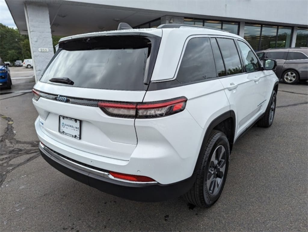 New 2023 Jeep Grand Cherokee 4xe  Sport Utility
