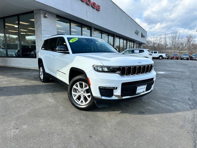 2022 Jeep Grand Cherokee Limited photo 3