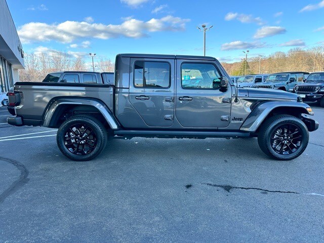 2021 Jeep Gladiator Overland photo 4