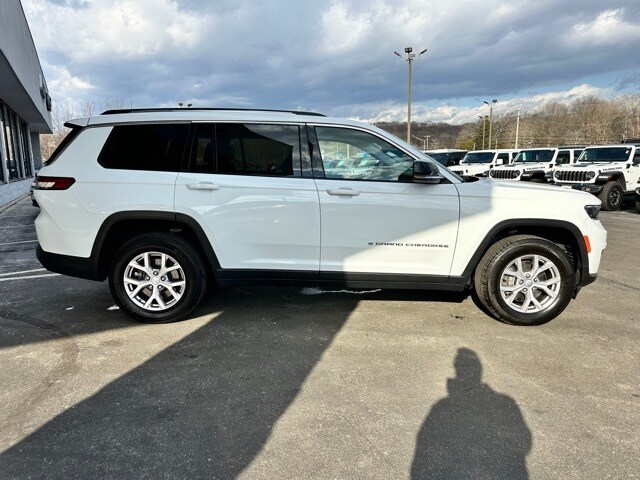 2022 Jeep Grand Cherokee Limited photo 4