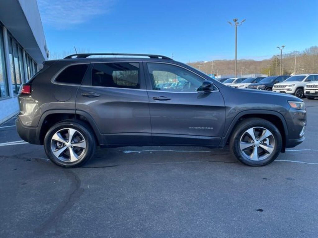 Used 2022 Jeep Cherokee Limited SUV