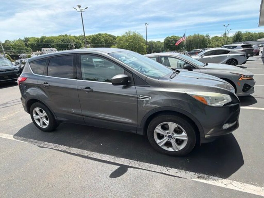 Used 2016 Ford Escape SE SUV