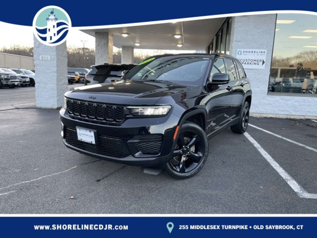 Used 2023 Jeep Grand Cherokee Laredo SUV