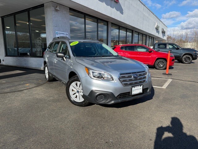 2017 Subaru Outback 2.5i photo 2